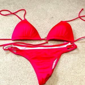Victoria’s Secret bikini